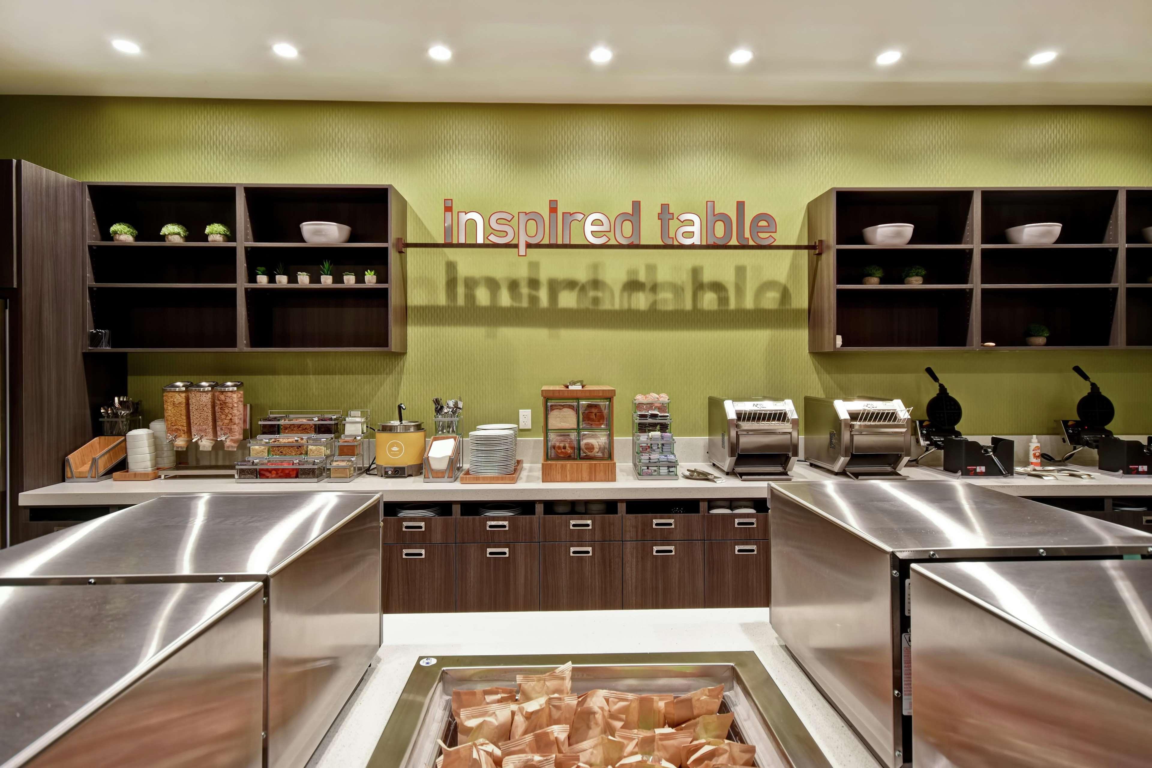 Home2 Suites By Hilton Los Angeles Монтебелло Экстерьер фото