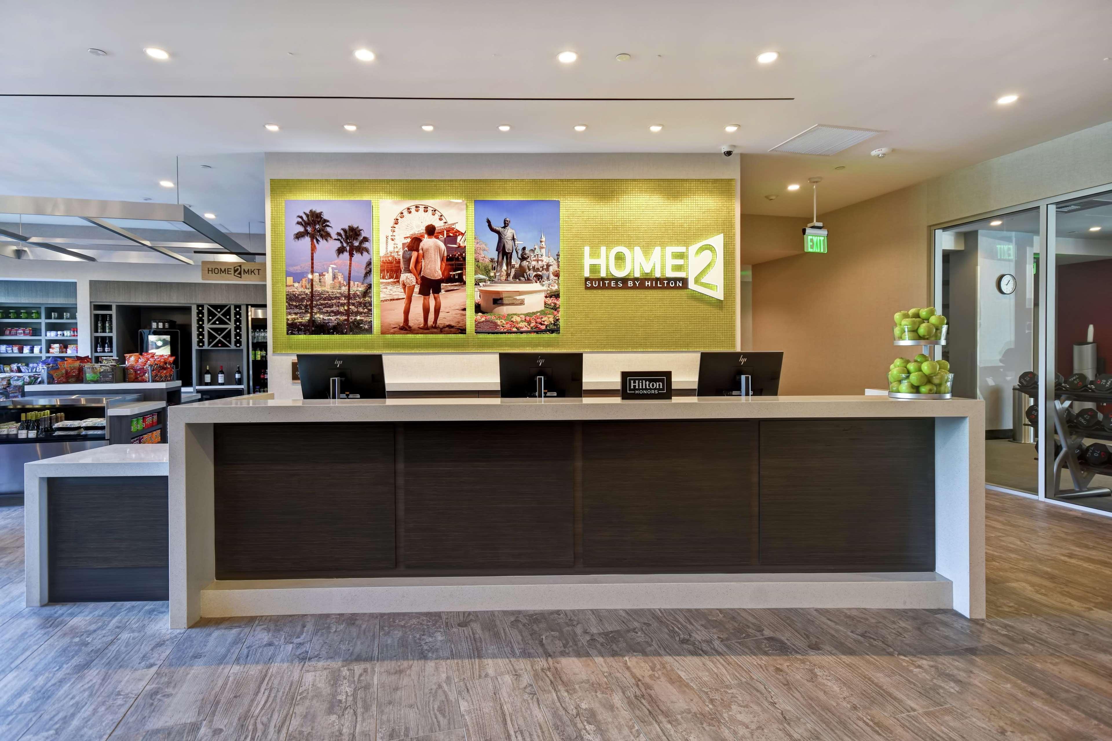 Home2 Suites By Hilton Los Angeles Монтебелло Экстерьер фото
