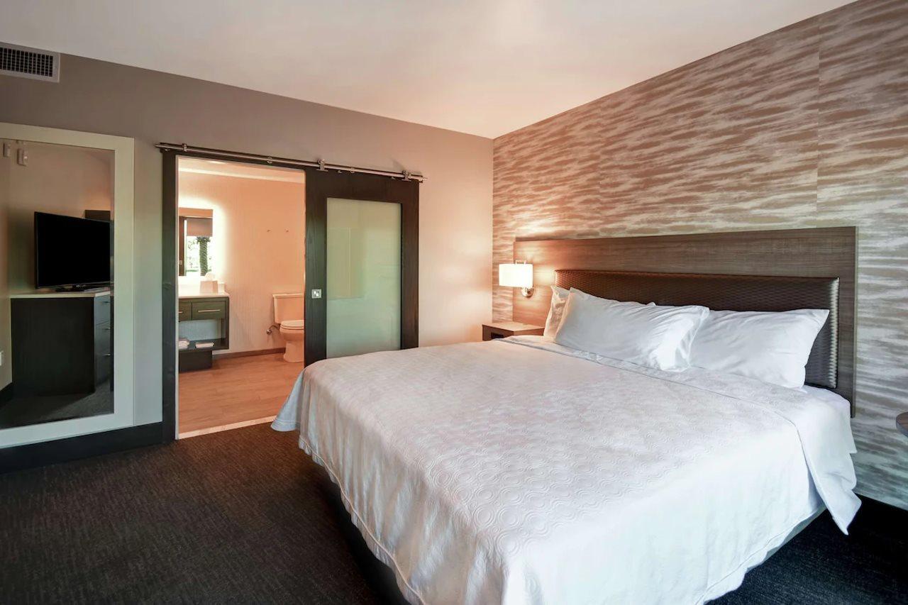 Home2 Suites By Hilton Los Angeles Монтебелло Экстерьер фото